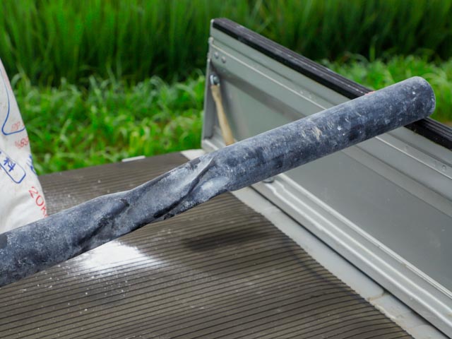 動散には「ひねり雨どい噴口」（15年10月号など）を付けている。ひねりの力が加わり、拡散力が上がる